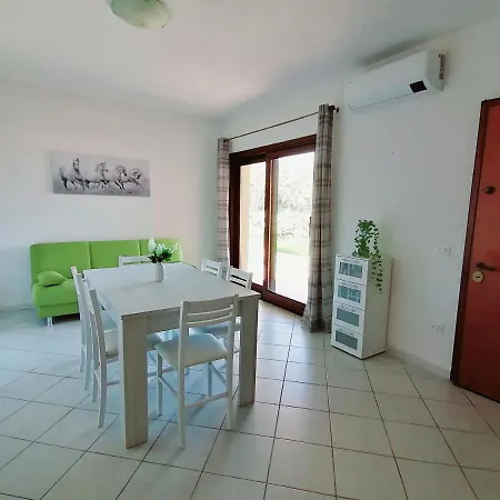 Oikos Con Vista Mare E Wi-fi Apartment